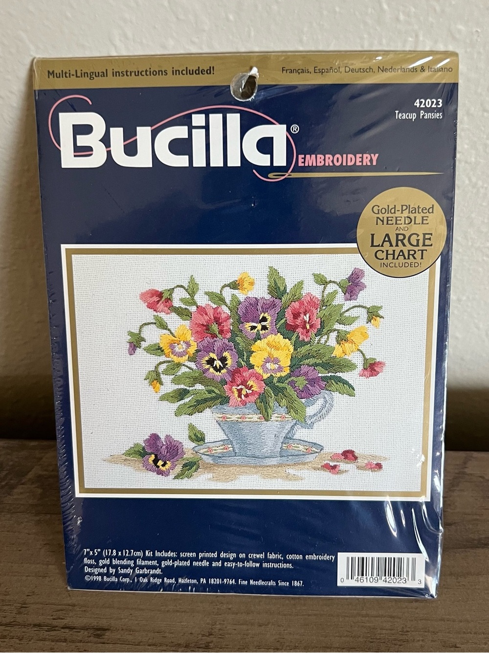 VTG 90’s Bucilla Embroidery Crewel Kit Teacup Pansies 7"x5" #42023 Floral 1998
